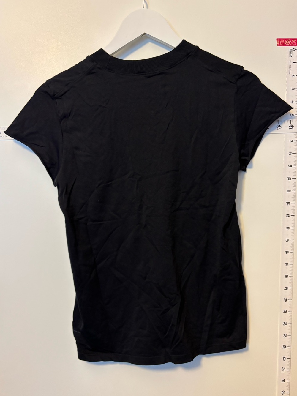 Women’s Uniqlo Airism And Alexander Wang collab tshirt - Picture 3 of 4
